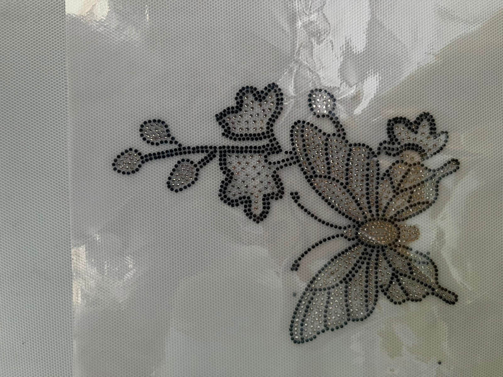 Sample rhinestone stciker for floral designs