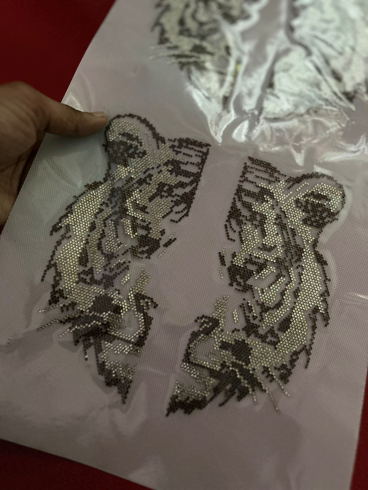 Tiger Face Flock Velvet & Rhinestone Hotfix Sticker | 2-Piece Split Design for Button Shirts | Iron-On Transfer