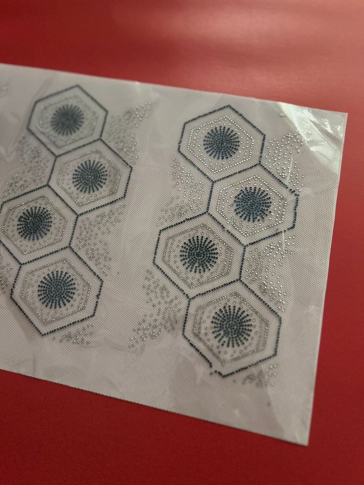 Hexagon Sunburst Rhinestone Hotfix Sticker | Geometric Shirt Design | Black & Silver Iron-On Transfer