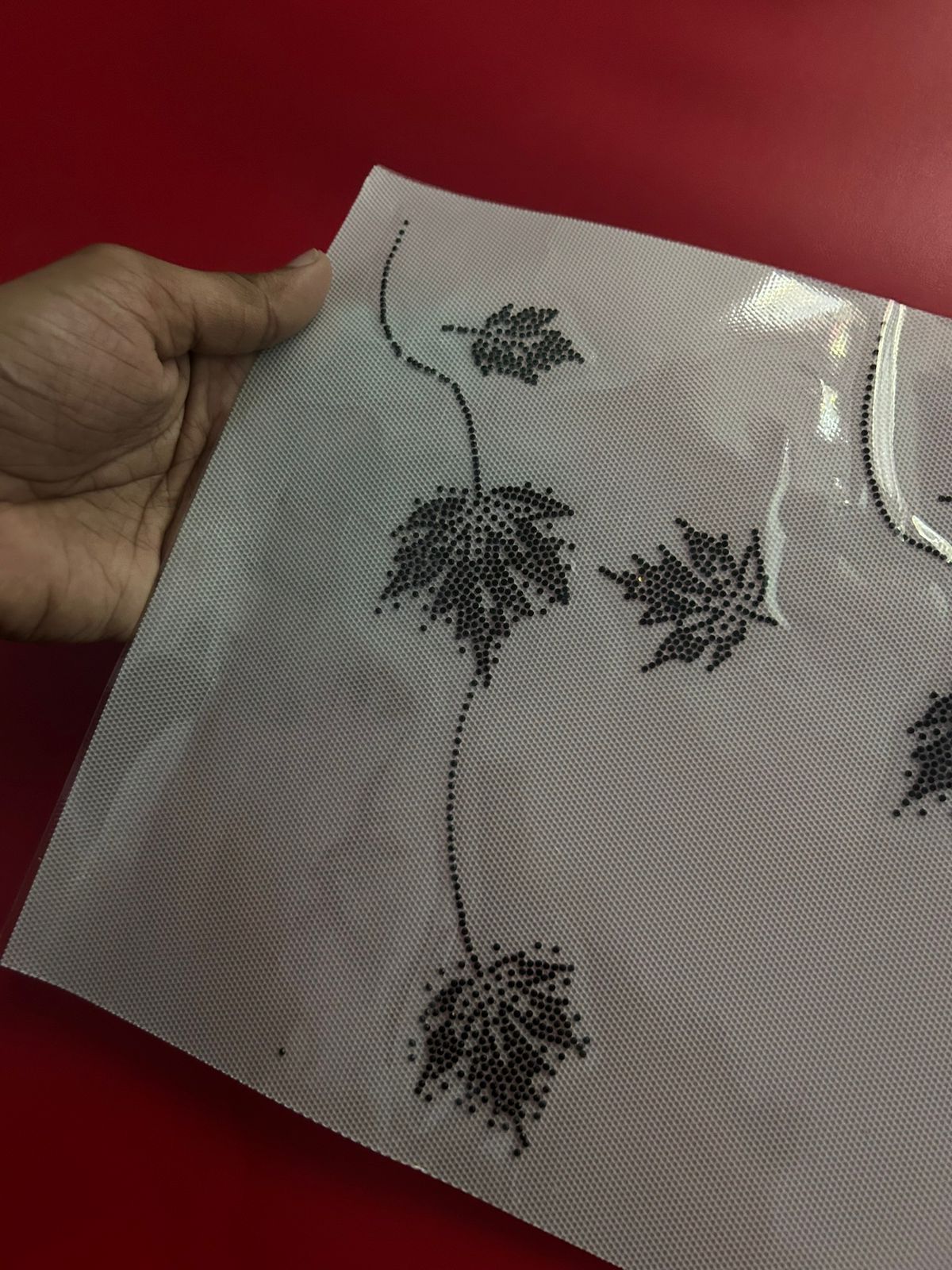 Maple Leaf Vine Rhinestone Hotfix Sticker | One-Side Placement | Black Iron-On Transfer for Men's Shirts