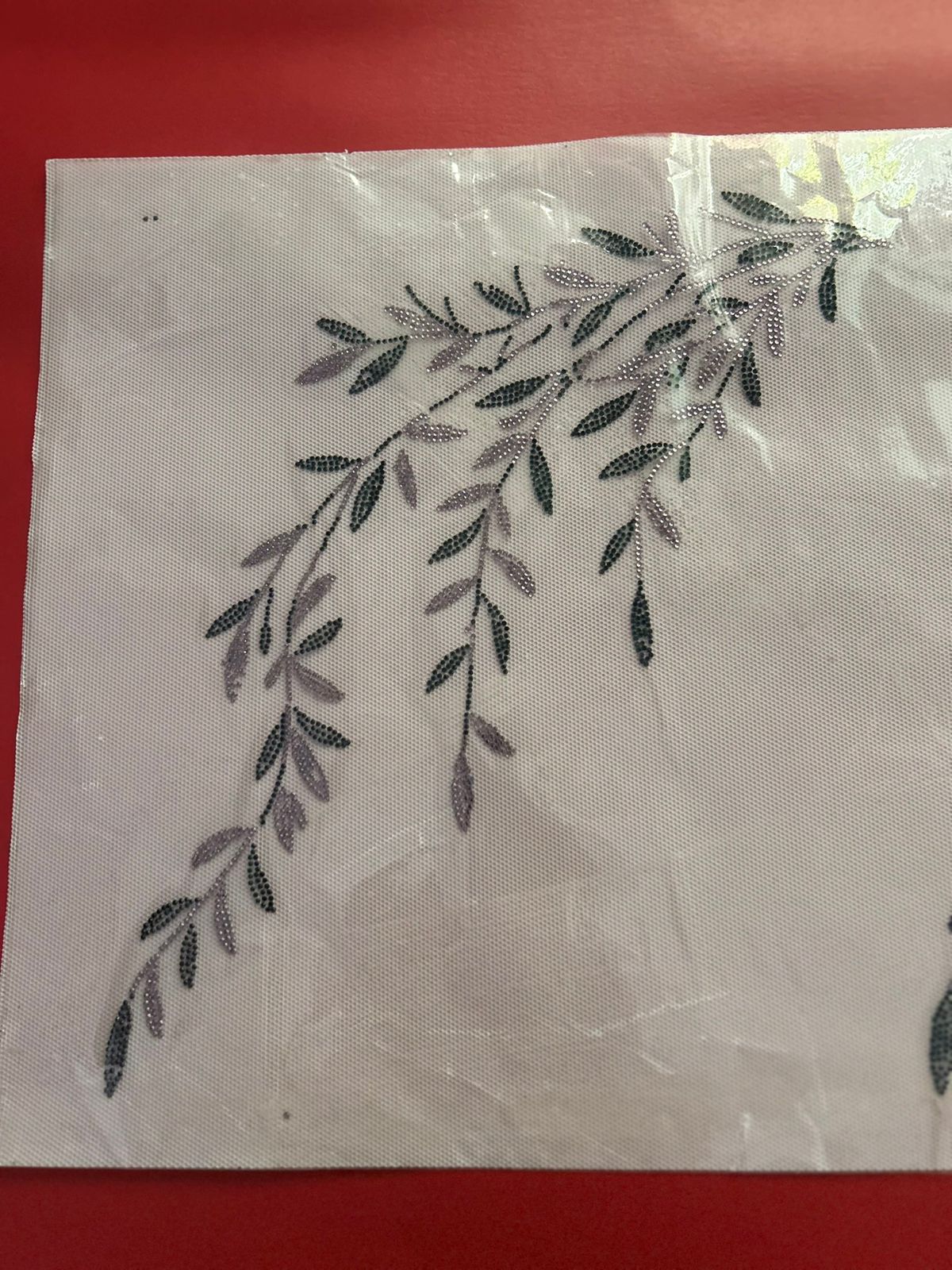Willow Leaf Vine Rhinestone Hotfix Sticker | One-Side Shirt Design | Black & Silver Iron-On Transfer for Men's & Women's Shirts
