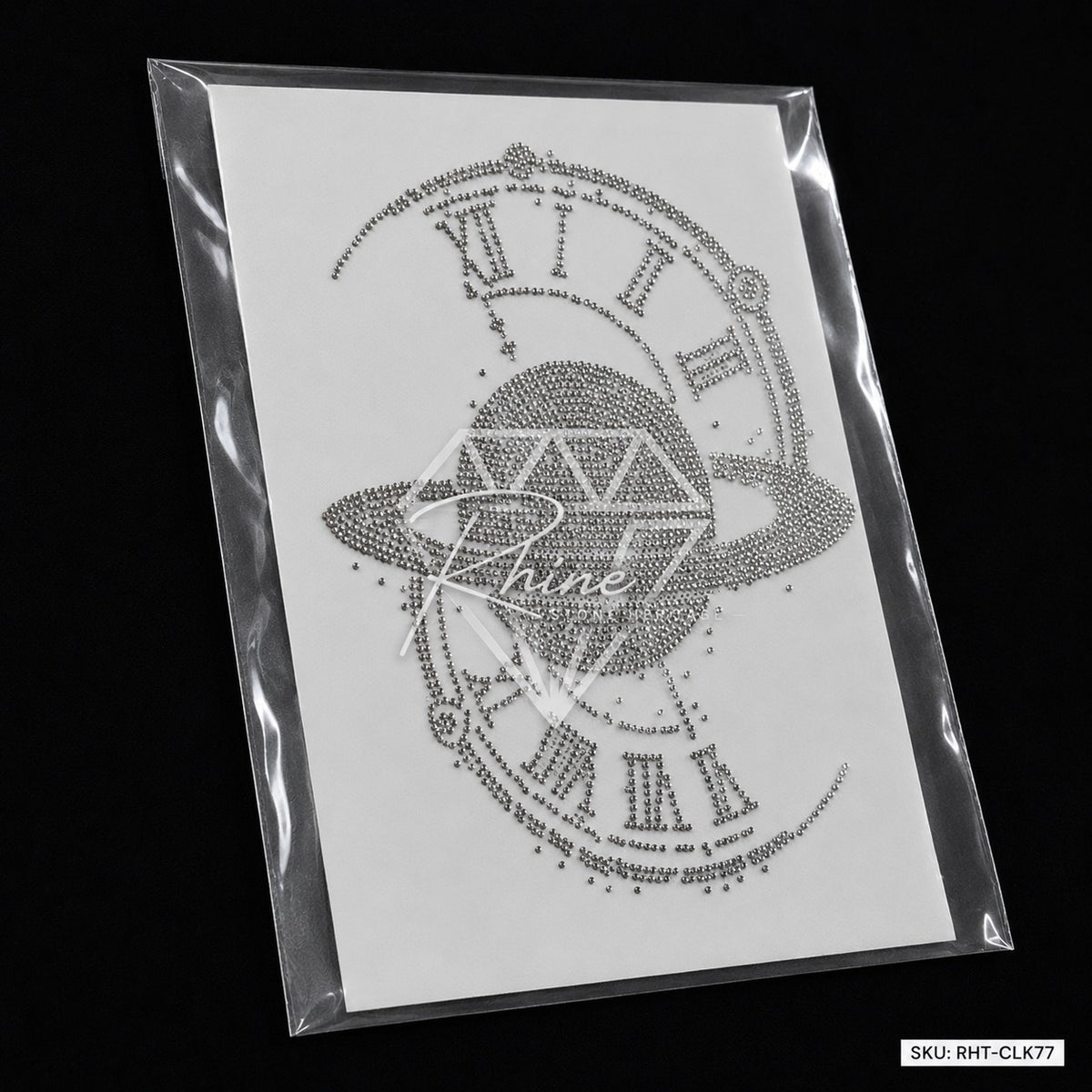 Strass-Bügelfolie „Diamantplanet Römische Uhr“ | Bügelbild in Silber & Schwarz