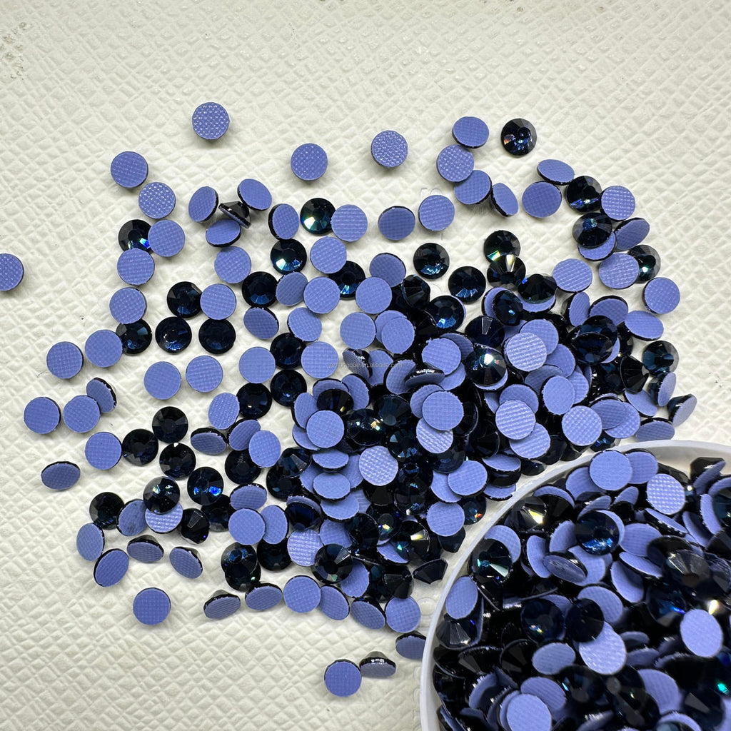 Montana Hotfix Rhinestones Iron-On Transfer for T-Shirts & Apparel