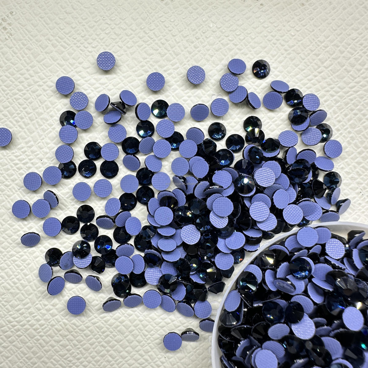 Montana Hotfix Rhinestones Iron-On Transfer for T-Shirts & Apparel