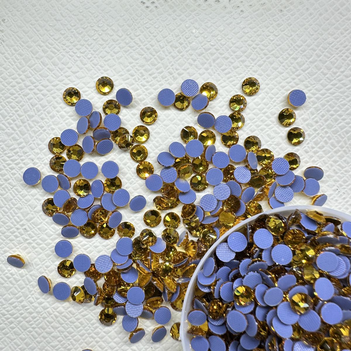Topaz Hotfix Rhinestones Iron-On Transfer for T-Shirts & Apparel