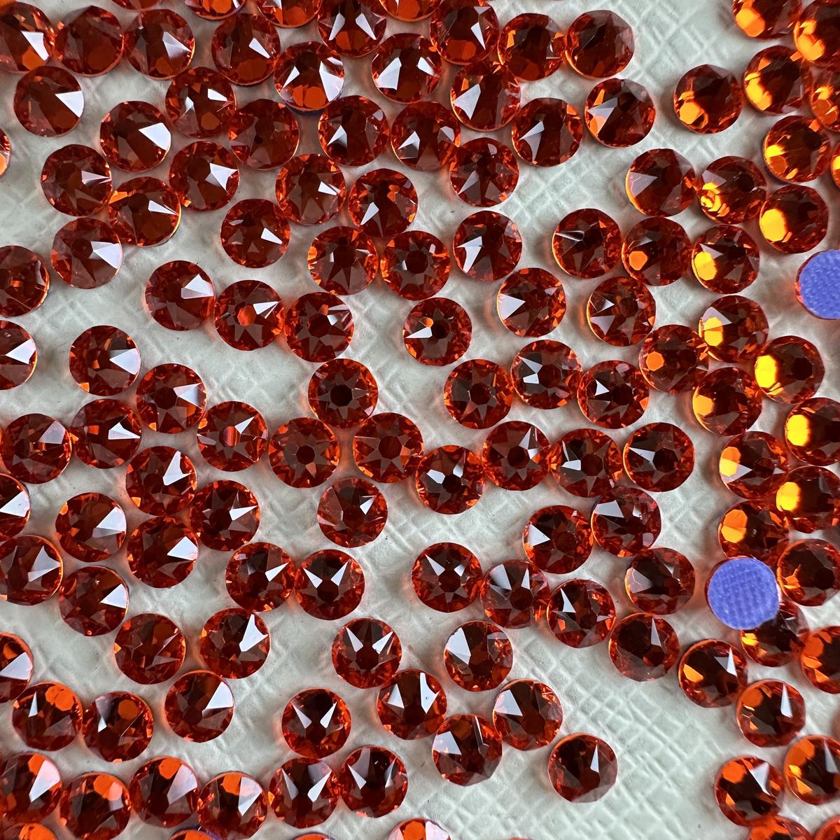 Hyacinth Diamond Hotfix Rhinestones Iron-On Transfer for T-Shirts & Apparel