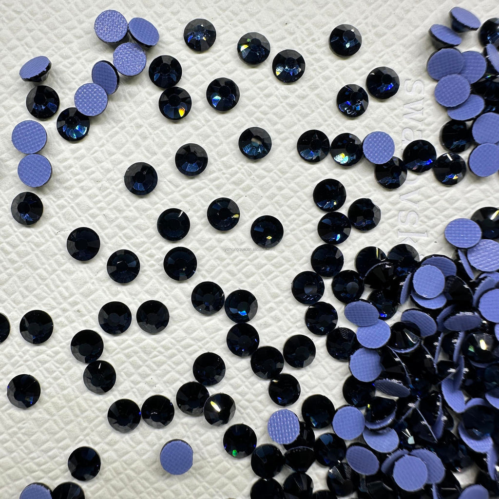 Montana Hotfix Rhinestones Iron-On Transfer for T-Shirts & Apparel