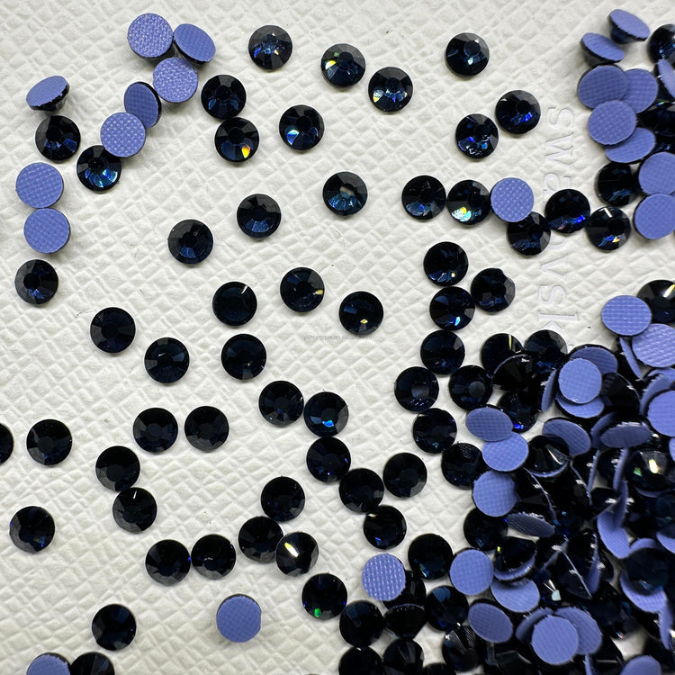 Montana Hotfix Rhinestones Iron-On Transfer for T-Shirts & Apparel
