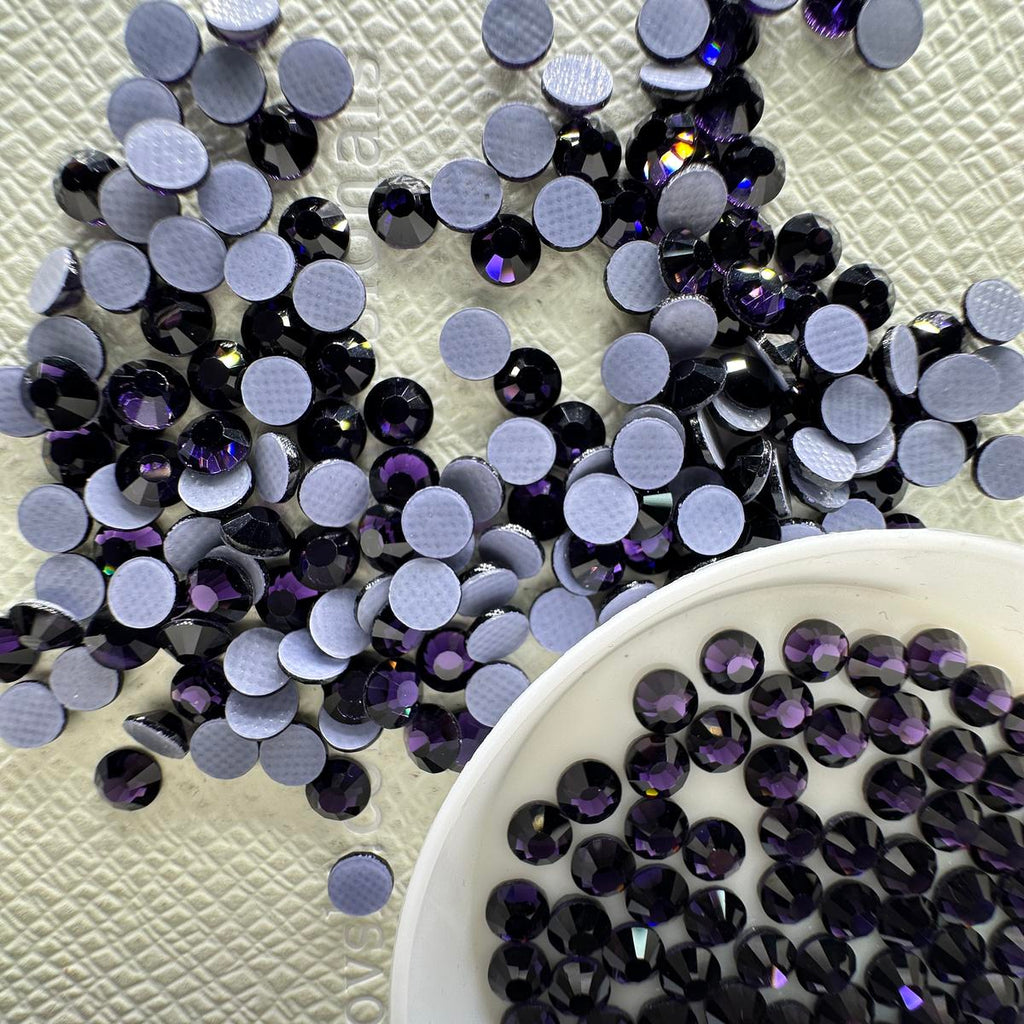 Tanzanite Hotfix Rhinestones Iron-On Transfer for T-Shirts & Apparel