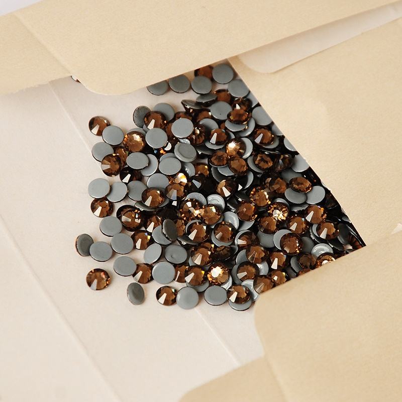 Smoked Topaz Hotfix Rhinestones Iron-On Transfer for T-Shirts & Apparel