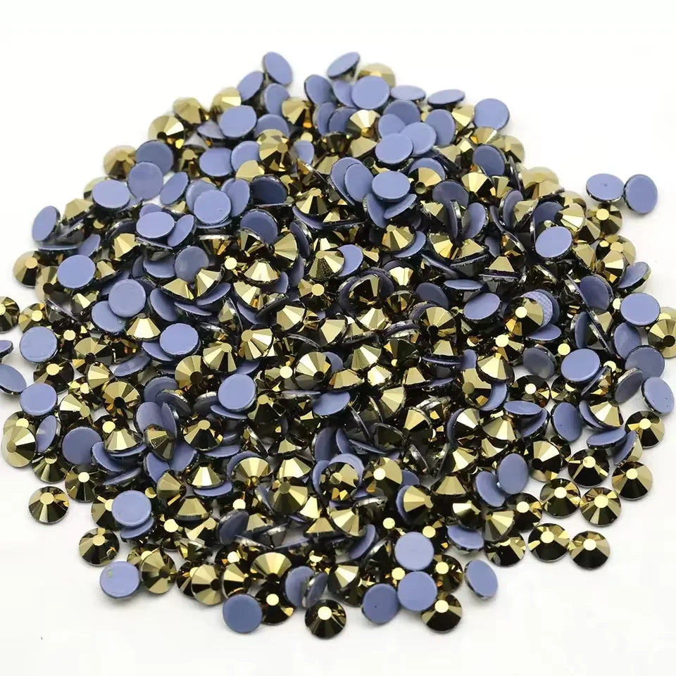 Aurum Hotfix Rhinestones Iron-On Transfer for T-Shirts & Apparel